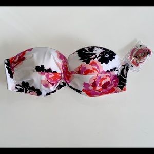 36c Victoria’s Secret bandeau bikini top
